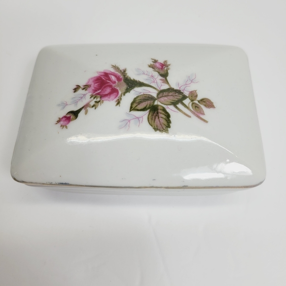 * Ceramic trinket jewelry box rose painted detail 4"X 1.5" vintage  japan - Picture 5 of 13